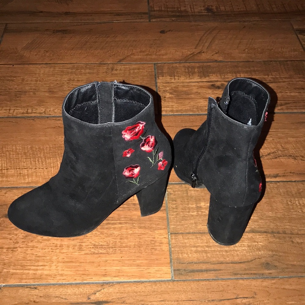 Women’s 5/12 booties